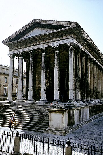 FS_12 Nîmes - Maison Carrée